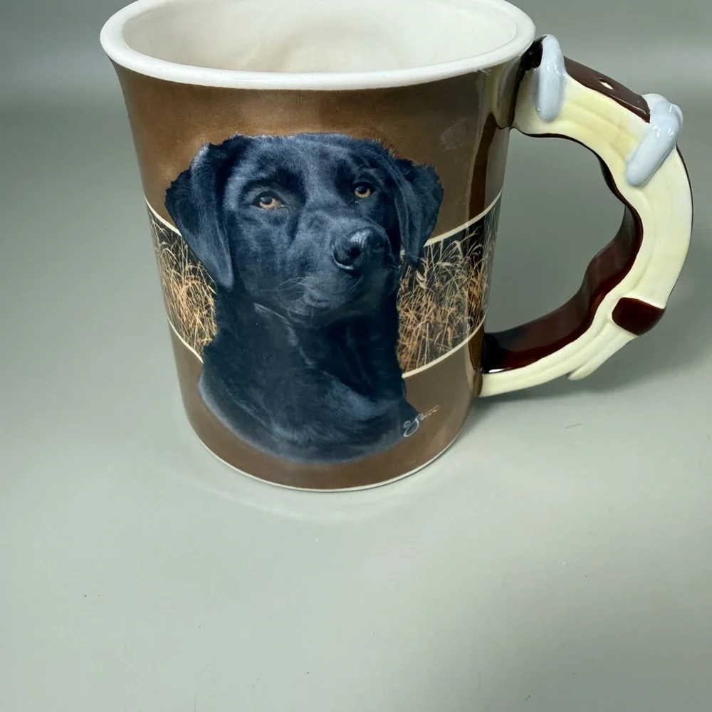 Vintage Wild Wings 'Loyal Companion Black Lab' ceramic mug. NWOT 16 OZ